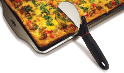 Vista 4 de Norpro 110 Grip-EZ Products descorazonador de manzanas, Cortapizzas, Negro