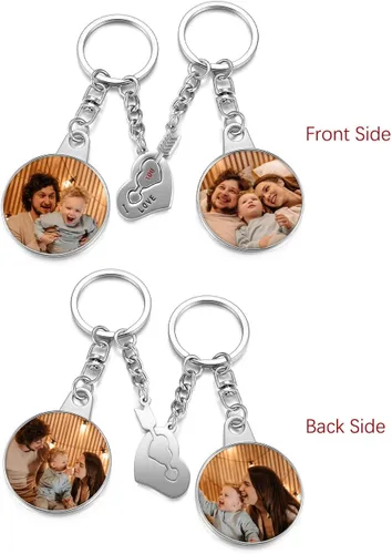 Vista 2 de BOPREINA 2 llaveros personalizados con foto para él y ella, grabado de imagen de doble cara, llavero a juego para parejas, regalo conmemorativo