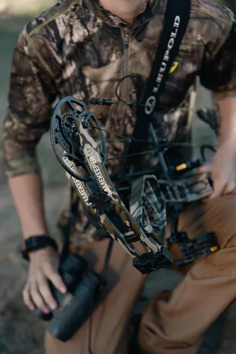 Vista 7 de Gamekeeper Ready to Hunt Paquete de arco compuesto Mossy Oak Bottomland