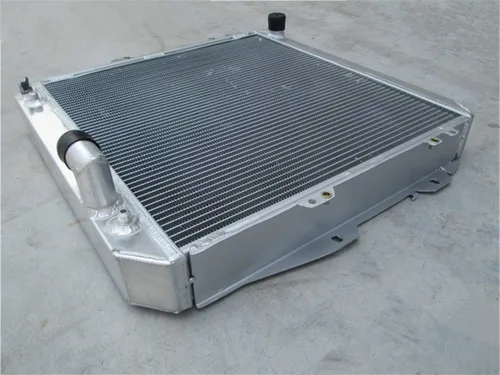 Vista 5 de Radiador de aluminio 3ROW de 2.441 in para Toyota HILUX LN106 LN111 Diesel 2.8L 1988 1989 1990 1991 1992 1993 1994 1995 1996 1997 AT/MT repuesto