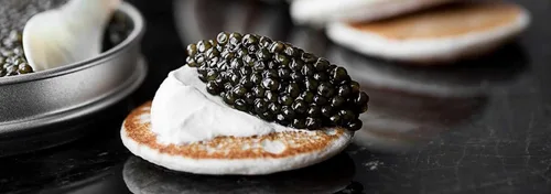 Vista 4 de Caviar de esturión blanco del Pacífico "American Beluga" - Huevas cultivadas en Estados Unidos (1 oz)