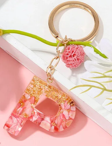 Vista 4 de MBOAH Llavero de letra inicial rosa para mujeres, niños, adolescentes, niñas, hermanas, parejas, lindos accesorios de llavero para llaves