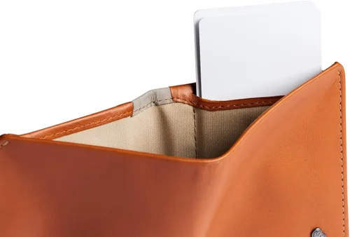 Vista 6 de Bellroy Billetera delgada para monedas, diseño de cuero plegable, capacidad para 4-8 tarjetas, cierre magnético