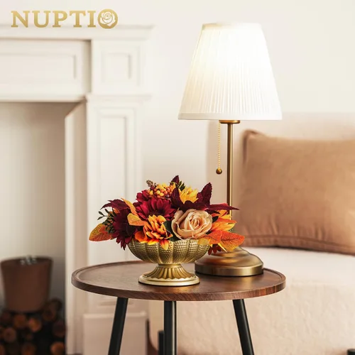 Vista 7 de NUPTIO Jarrones dorados pequeños para centros de mesa, metal, 3.7 pulgadas