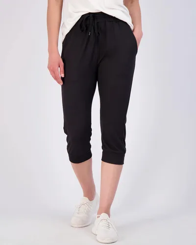 Vista 2 de Real Essentials Paquete de 3 pantalones deportivos capri para mujer, con puños, atléticos, casuales, suaves, con bolsillos