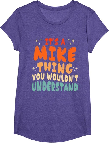 Vista 18 de Camiseta retro de los años 80 con texto en inglés "It's A Mike Thing You Wouldn't Understand", Negro