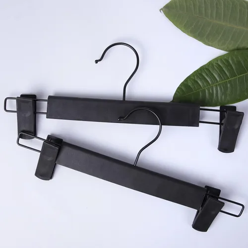 Vista 7 de NORTHERN BROTHERS Perchas para pantalones con clips, paquete de 30 perchas para falda de color negro resistentes para mujeres, hombres, niños