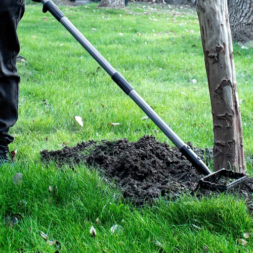 Vista 8 de Suchtale Azada de acción y cultivador de jardín de 82 pulgadas, azada de estribo resistente con cabezal de rastrillo de 5 dientes, azada de mango