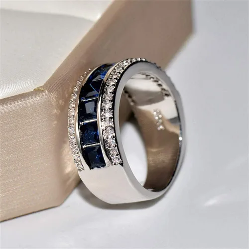 Vista 4 de AZQ TZ.1 - Anillo de compromiso de boda de compromiso de eternidad para mujer, chapado en oro de 18 quilates, con circonita cúbica, clásico