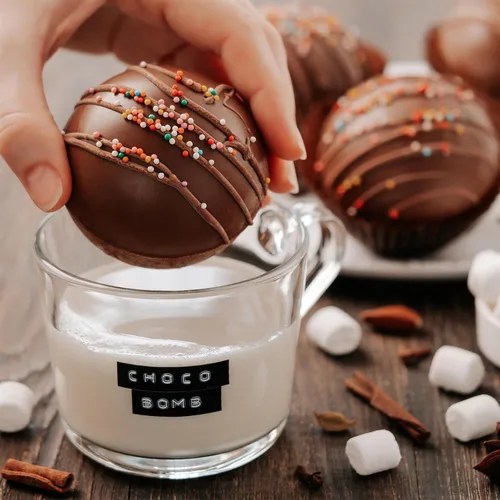 Vista 4 de Cybrtrayd Molde de caramelo de chocolate con bomba de baño con instrucciones exclusivas para moldeo de chocolate con derechos de autor de Cybrtrayd