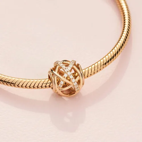 Vista 4 de Pandora Jewelry - Abalorio de oro de 14 quilates con circonitas cúbicas y líneas pulidas