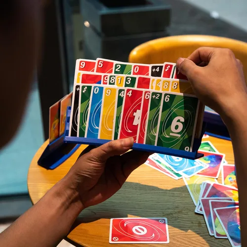 Vista 8 de BORICO Portatarjetas para Cartas de Juego - Paquete de 4 Soportes de Cartas de Juego para Niños y Adultos, Bandeja de Almacenamiento Apilable