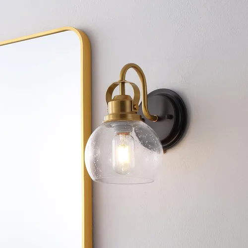 Vista 2 de JONATHAN Y Candelabro de metal con 1 luz de bronce aceitado dorado de 6 pulgadas, aplique de pared industrial para baño, con pantalla de vidrio