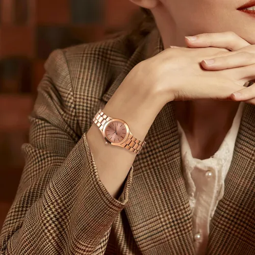 Vista 6 de BUREI Reloj de negocios para mujer con fecha de día, movimiento de cuarzo analógico, pulsera de acero inoxidable de oro plateado, reloj de moda