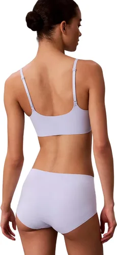 Vista 3 de Calvin Klein Women's Invisibles Comfort Lightly Lined Seamless Wireless Triangle Bralette Bra Crema Amatista