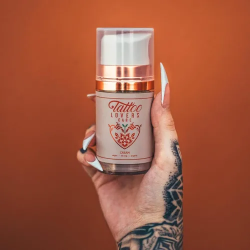 Vista 6 de Crema para tatuajes de Tattoo Lovers Care Tattoo Aftercare Loción Hidratante Promueve la curación de la piel revitalizante para enrojecimiento