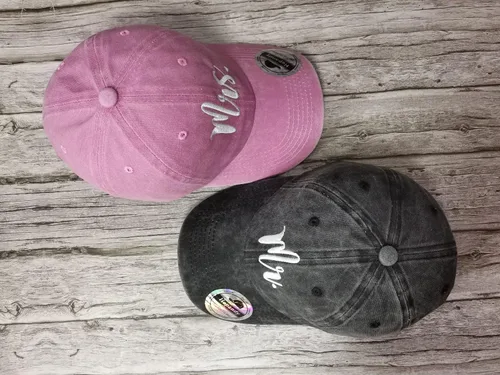 Vista 7 de Hepandy Sombreros de béisbol Mr and Mrs para hombres y mujeres