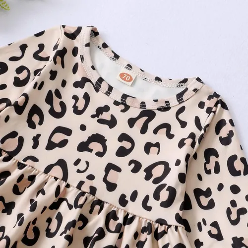 Vista 4 de XUANHAO Ropa de bebé niña de 12, 18 y 24 meses, trajes para niñas pequeñas, ropa de mezclilla con volantes, pantalones de mezclilla rasgados