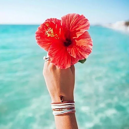 Vista 5 de Pura Vida Pulseras de joyería de pulsera sólida, 100% impermeable y hecha a mano con dije recubierto, banda ajustable