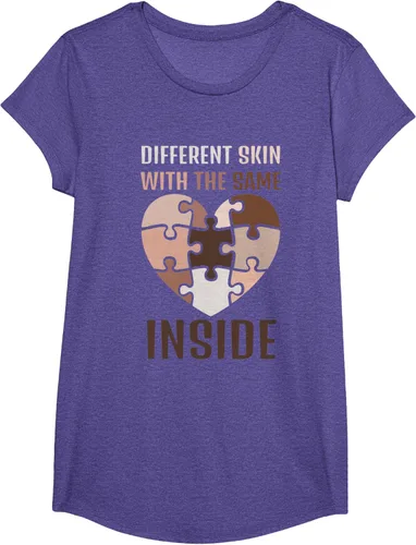 Vista 15 de Camiseta con texto en inglés "Black History Month Different Skin With The Same Love Inside