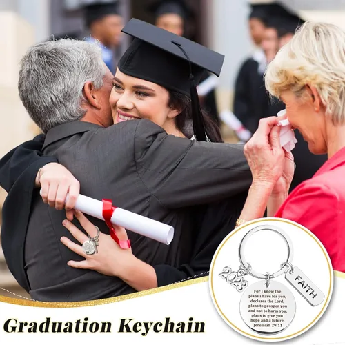 Vista 6 de Llavero inspirador de graduación 2023, regalos de graduación para estudiantes, llavero de clase universitaria de 2023 con cajas de regalo