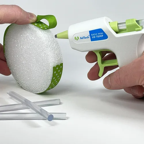 Vista 2 de Kit de mini pistola de baja temperatura con barras de pegamento