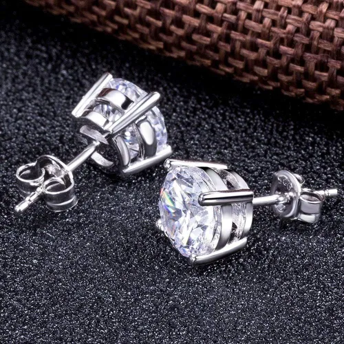 Vista 4 de TTVOVO Aretes de plata de ley 925 con circonita cúbica brillante de corte princesa, aretes de diamante de circonita cúbica para mujeres y hombres