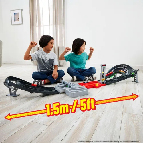 Vista 2 de Circuito de Grand Prix de Fórmula 1 Hot Wheels y 3 autos