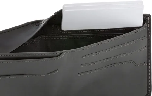 Vista 5 de Bellroy Cartera Hide & Seek (diseño plegable de cuero delgado, bloqueo RFID, capacidad para 5 a 12 tarjetas con una sección oculta) (negro)