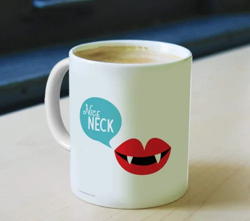 Vista 139 de Trend Setters Friends the Television Show – 25 años – Mercancía oficial – Taza de café o té de cerámica blanca de 11 onzas – perfecta para regalar