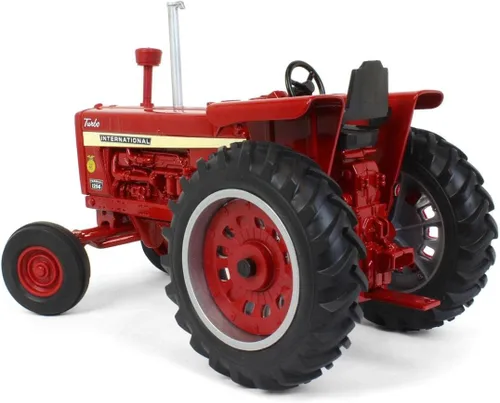 Vista 4 de ERTL 1/16 IH Farmall 1256 Tractor con logotipo FFA 44259