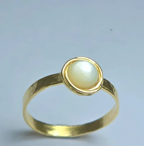 Vista 37 de Anillo de oro de piedras preciosas, anillo de piedra chapada en oro de 14 quilates, anillo de piedra apilable, anillo de oro de piedra pequeña
