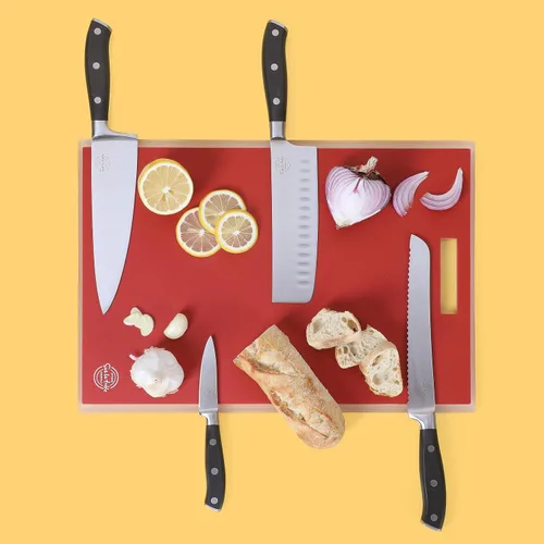 Vista 9 de Sur La Table Kitchen Essentials - Juego de 5 piezas de cuchillos de acero alemán con mango triple remachado en bloque magnético de madera de haya
