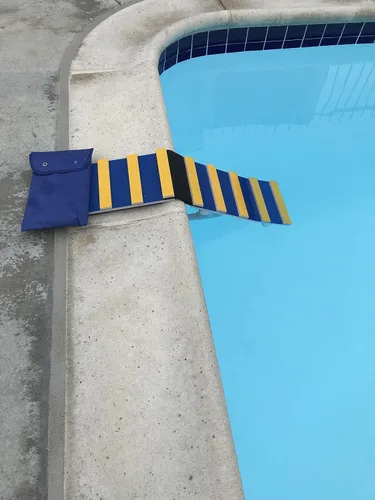 Vista 7 de KHTS6310® Rampa de escape de seguridad para piscina de gatos - Original fabricada en EE. UU