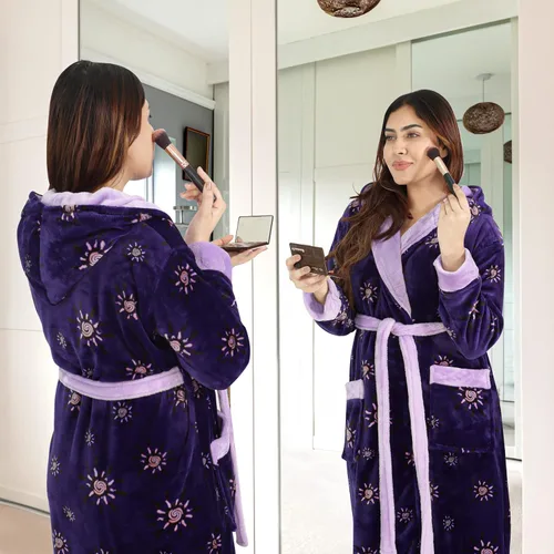 Vista 6 de NY Threads Bata de baño afelpada con capucha para mujer