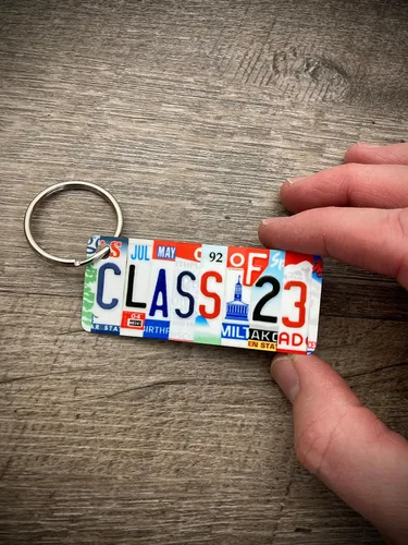 Vista 5 de Llavero de matrícula de clase 2023, fabricado en Estados Unidos, regalo de clase de 2023, regalo de clase 23, regalo para adolescentes, llavero