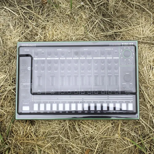Vista 2 de Decksaver DSS-PC-TR8 - Cubierta de policarbonato resistente a impactos para Roland Aira TR-8