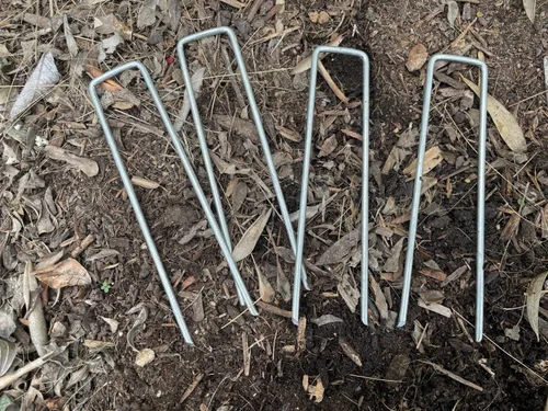 Vista 3 de Sandbaggy Grapas de césped para jardines de 6 pulgadas (acero galvanizado de calibre 9) ~ Ideal para suelos duros - 20% más grueso que