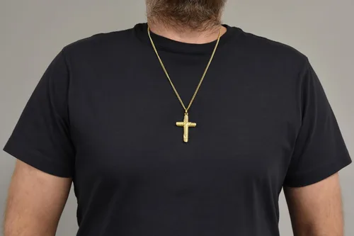Vista 2 de Boston Bay Diamonds Men's Cross Pendant Necklace in Damascus 316L Stainless Steel on 24" Curb Chain, Elegant Choice of Colors for Fashion with Faith