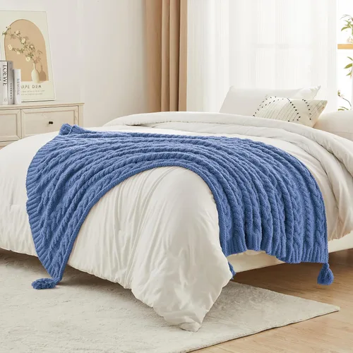 Vista 4 de HORIMOTE HOME Manta de felpilla de punto grueso para sofá con borlas, manta suave y acogedora para sofá, silla y cama, color azul, 50 x 60 pulgadas