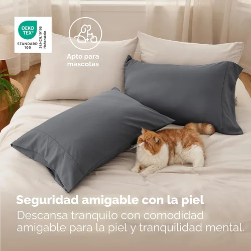 Vista 4 de Bedsure Fundas de Almohada Tamaño Estándar Juego de 2 - Fundas de Almohada de Microfibra Cepillada Gris Oscuro, Súper Suaves y Acogedoras con Cierre