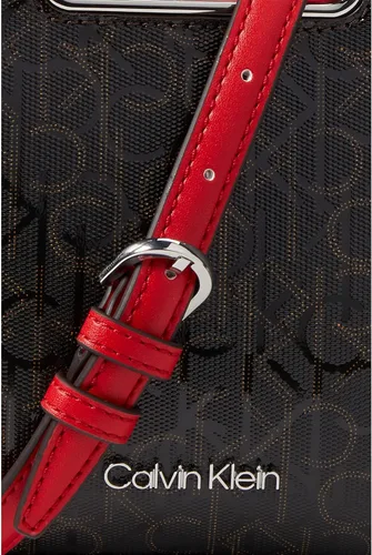 Vista 4 de Calvin Klein Finley Crossbody