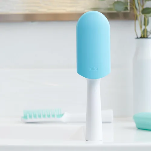 Vista 7 de Frida Baby Cepillo para desenredar el cabello fino o liso para niños Azul/Blanco