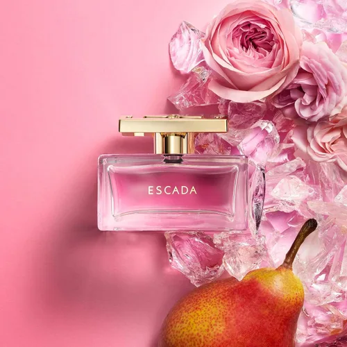 Vista 4 de Escada Especialmente Eau De Parfum - Perfume floral para mujer - Con notas de pétalos de rosa y pera - Perfumes de lujo para mujer - Fragancia