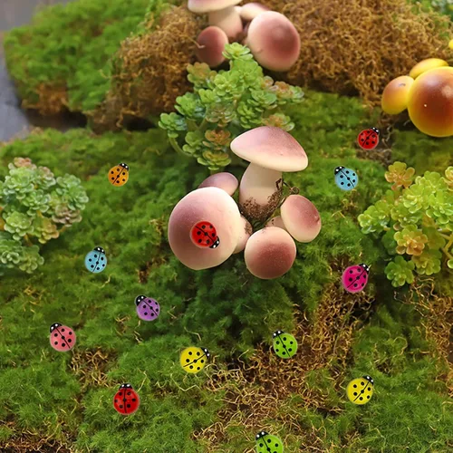 Vista 4 de 150 piezas de resina en miniatura que brillan en la oscuridad, adornos luminosos de mini mariquitas, decoración de mariquita de resina con parte