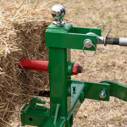 Vista 6 de Titan Attachments Enganche de remolque de tractor de cuello de cisne de 3 puntos, lanza de pacas de heno de 43 pulgadas y estabilizadores, se adapta