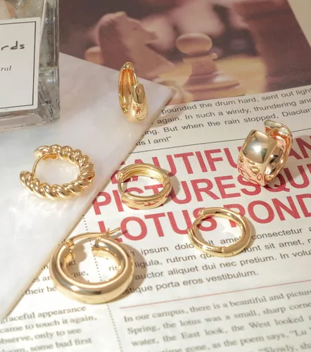 Vista 6 de Juego de aretes de aro chapados en oro real de 14 quilates, hipoalergénicos, gruesos y gruesos, joyería gruesa para múltiples piercings, regalo
