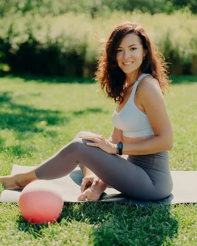 Vista 3 de Sundwudu Paquete de 5 leggings para mujer, control de abdomen, pantalones de yoga negros suaves de cintura alta para entrenamiento, tallas regulares