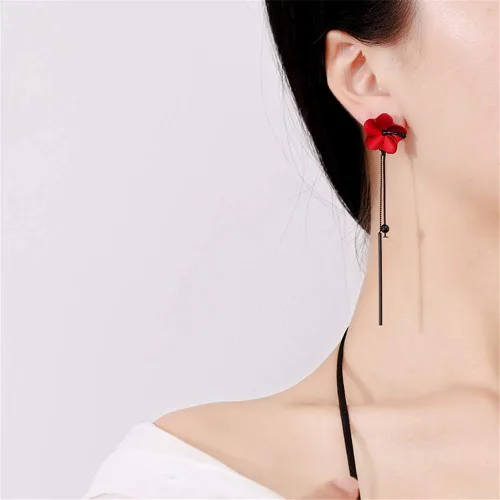 Vista 4 de D.Rosse Pendientes largos con diseño de flor de borla bohemio, de metal mate, con diseño floral, para mujer.