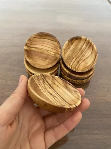 Vista 7 de Juego de 6 mini cuencos de madera de olivo hechos a mano, mini cuencos de madera hechos a mano
